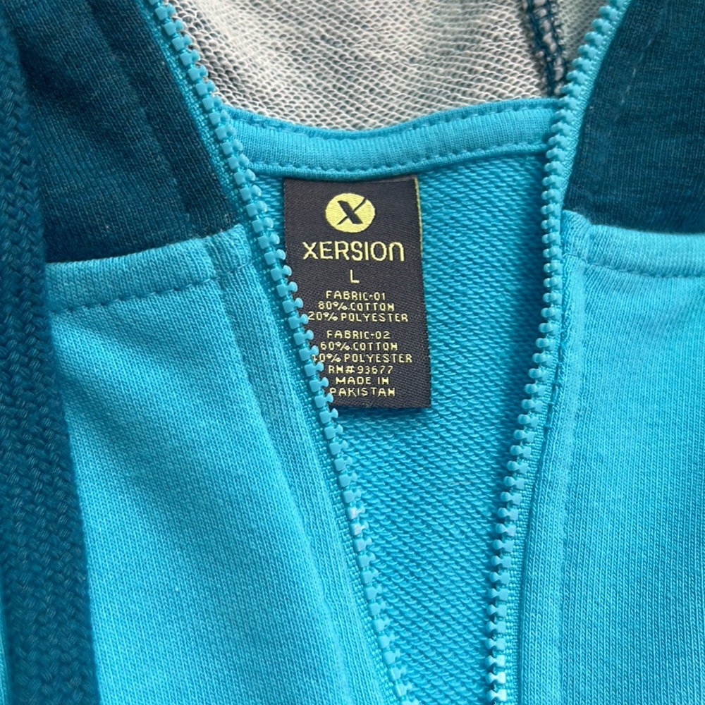 Xersion Oversized Long Runner Zip Up Sweatshirt - image 5